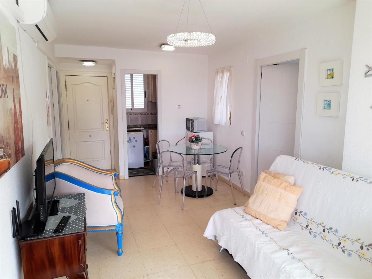 Agustina Apartment In Rincon De Loix -Free Parking, Wi-Fi, Pool, New Air Conditioning, Sea View เบนิดอร์ม ภายนอก รูปภาพ